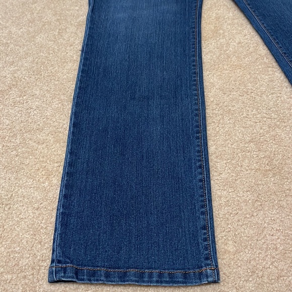 Straight Leg Jeggings - Picture 3 of 11